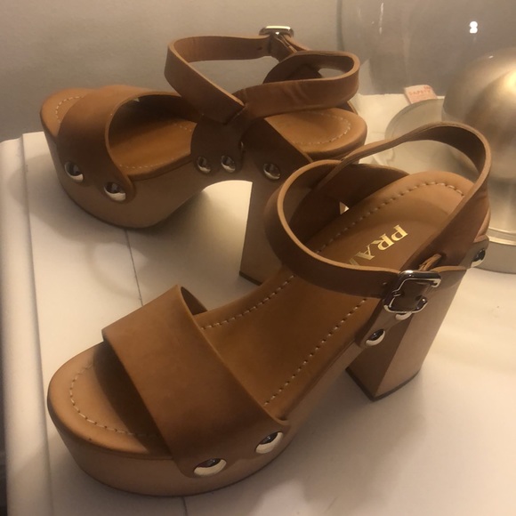 Brown PRADA platform sandals, size 37 - Picture 3 of 4